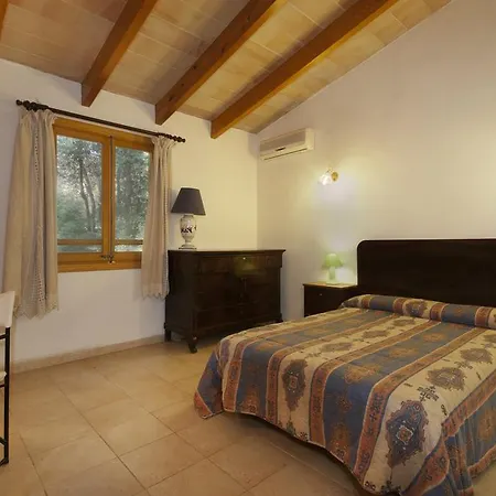 Geroni Ferienhaus *