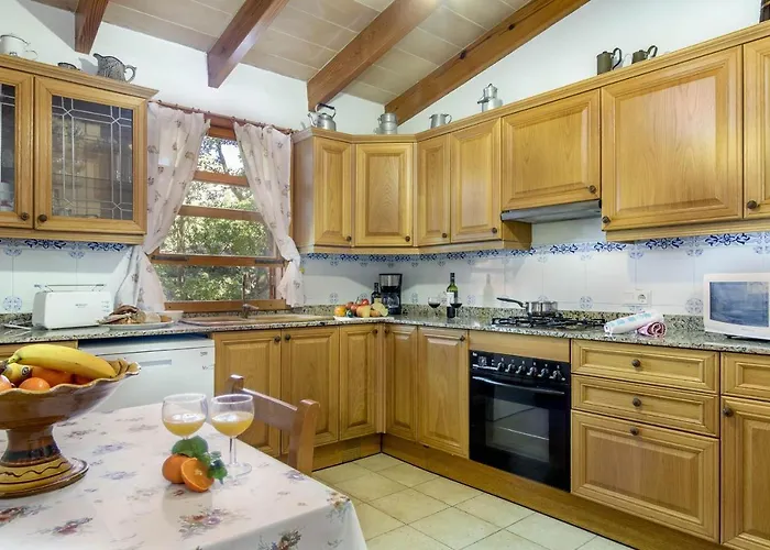 Geroni بيت للعطل بويينسا